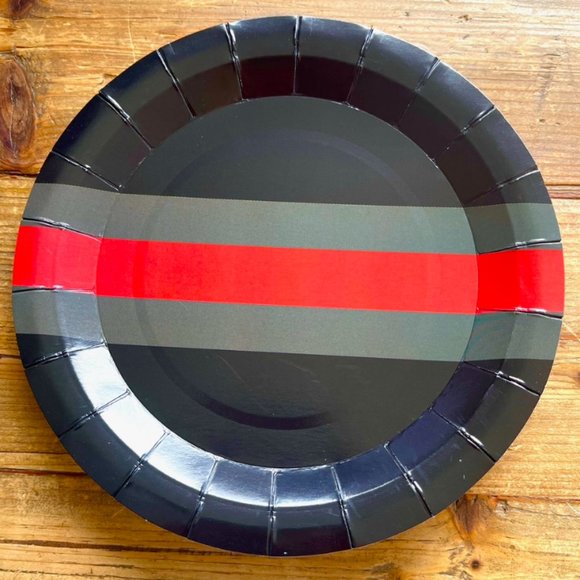 32 cake GG party plates, italian designer inspired life is guchi - Picture 1 of 1